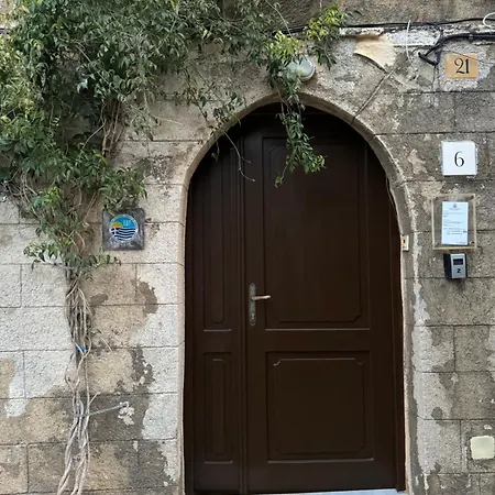 Eleni Guest house