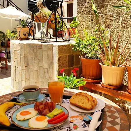 叶莱尼旅馆 Rhodes City
