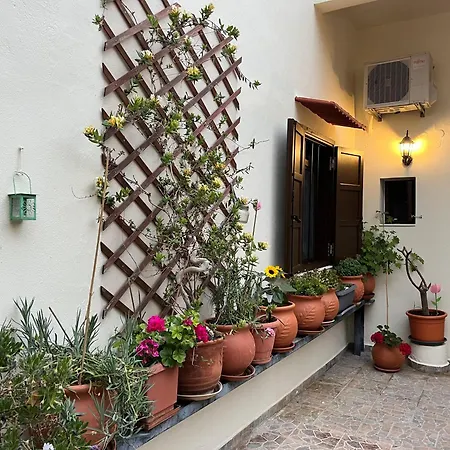 Πανσιόν Eleni Rhodes City